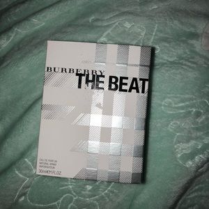 💕Burberry the beat 💕